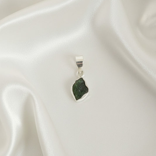 Colgante Moldavita en Plata de Ley 925 - Piedra Natural Transformadora