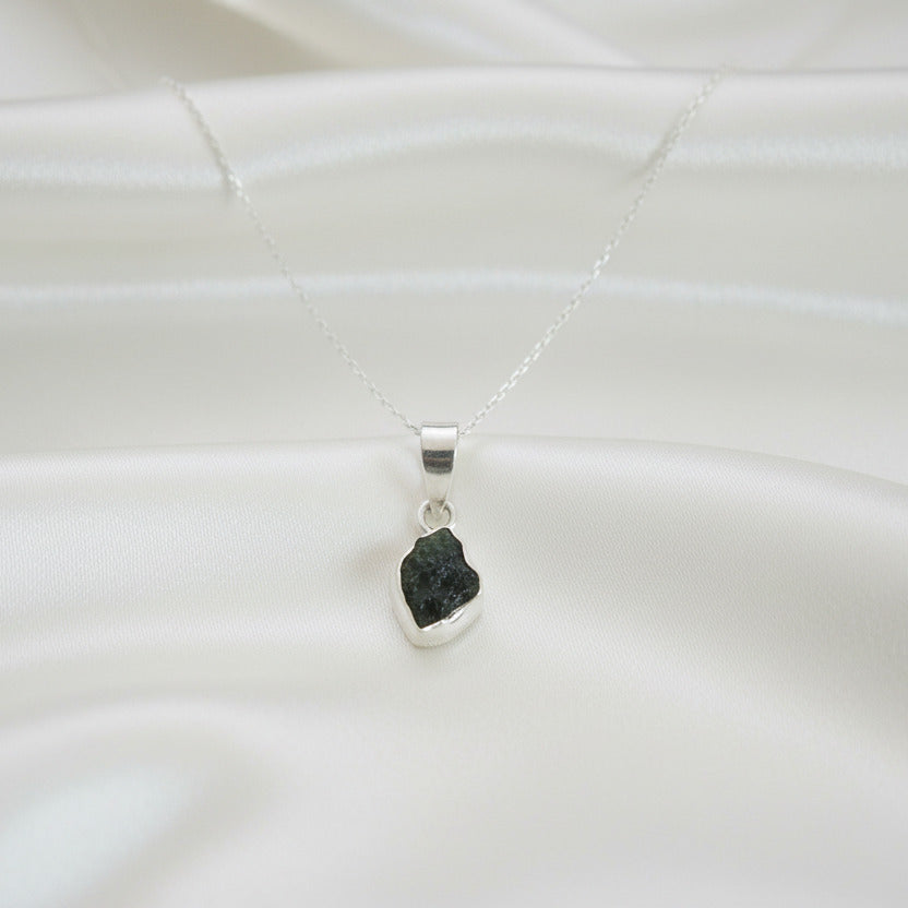Colgante Moldavita en Plata de Ley 925 - Piedra Natural Transformadora