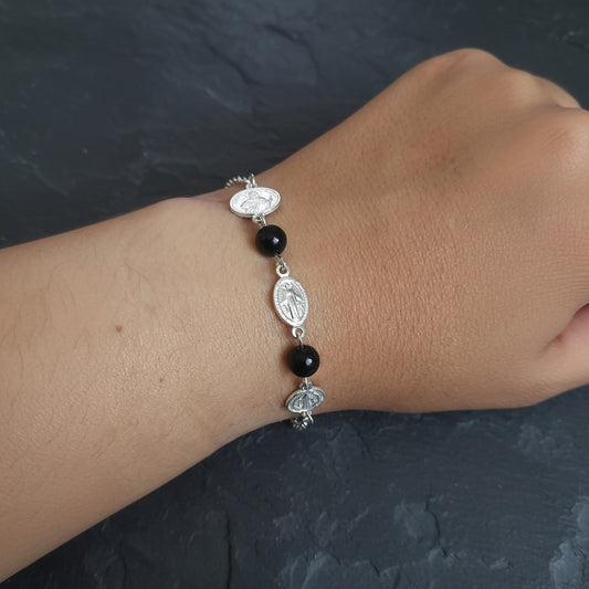 Pulsera de San Benito, San Judas, Virgen Milagrosa en Plata de Ley 925 y Ónix - Amuleto de Alta Protección, Fe y Regalo de Sanación Espiritual