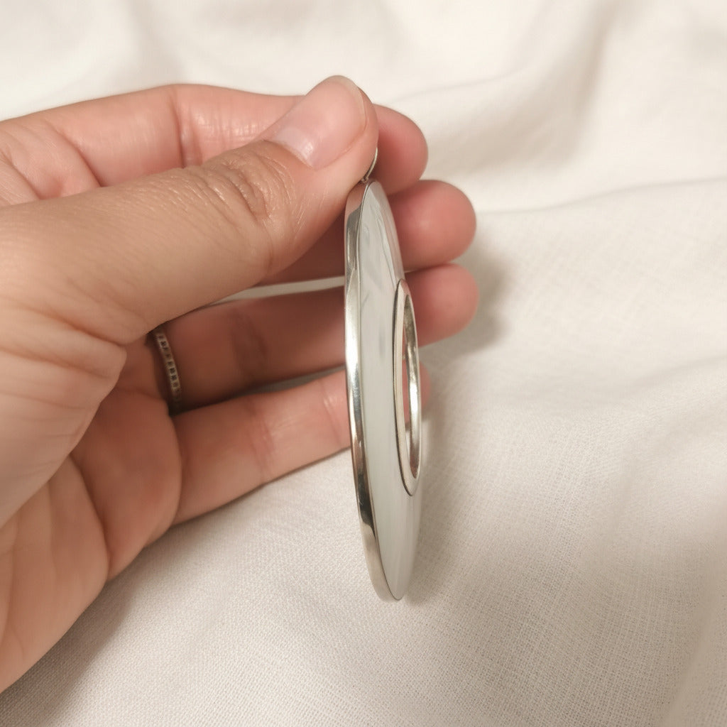 Maxi Colgante Ovalado de Plata de Ley 925 y Nácar Natural - Amuleto de Intuición Lunar, Protección Espiritual y Regalo de Alta Joyería Mística