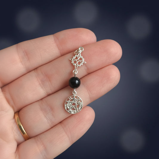Colgante Nudo de Bruja y Tetragramatón en Plata de Ley 925 con Ónix - Amuleto de Protección