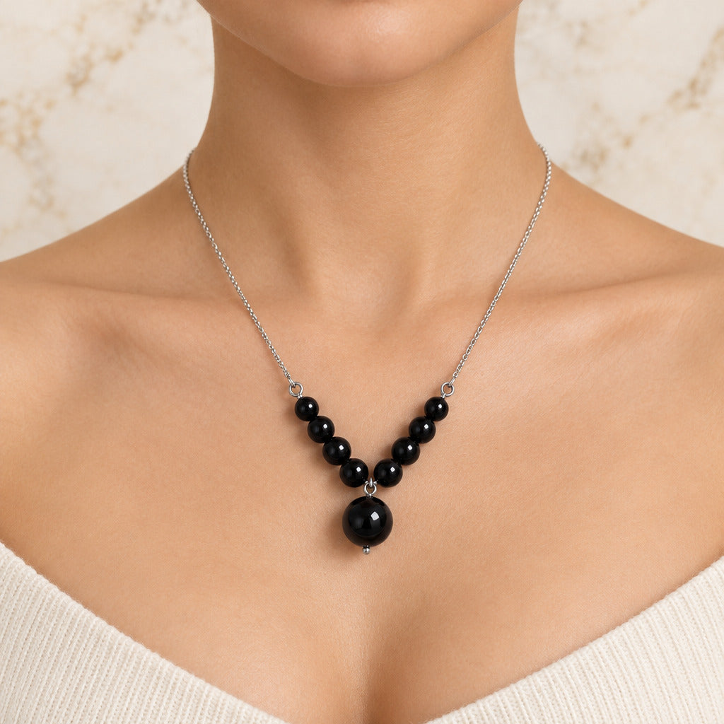 Gargantilla de Plata de Ley y Piedras de Ónix Negro Natural