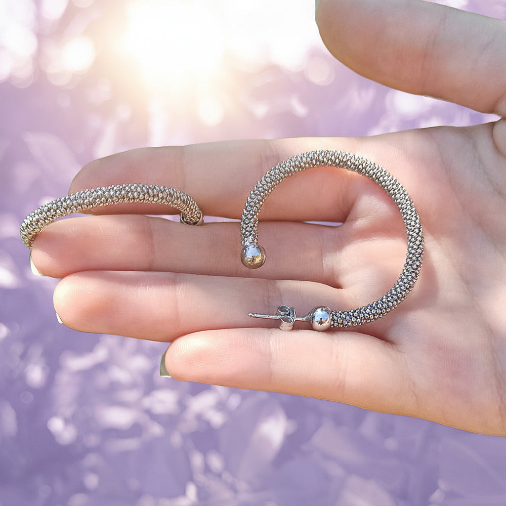 Aros "Eternal Mesh" – Pendientes de Malla Tejida en Plata de Ley 925 (37 mm)