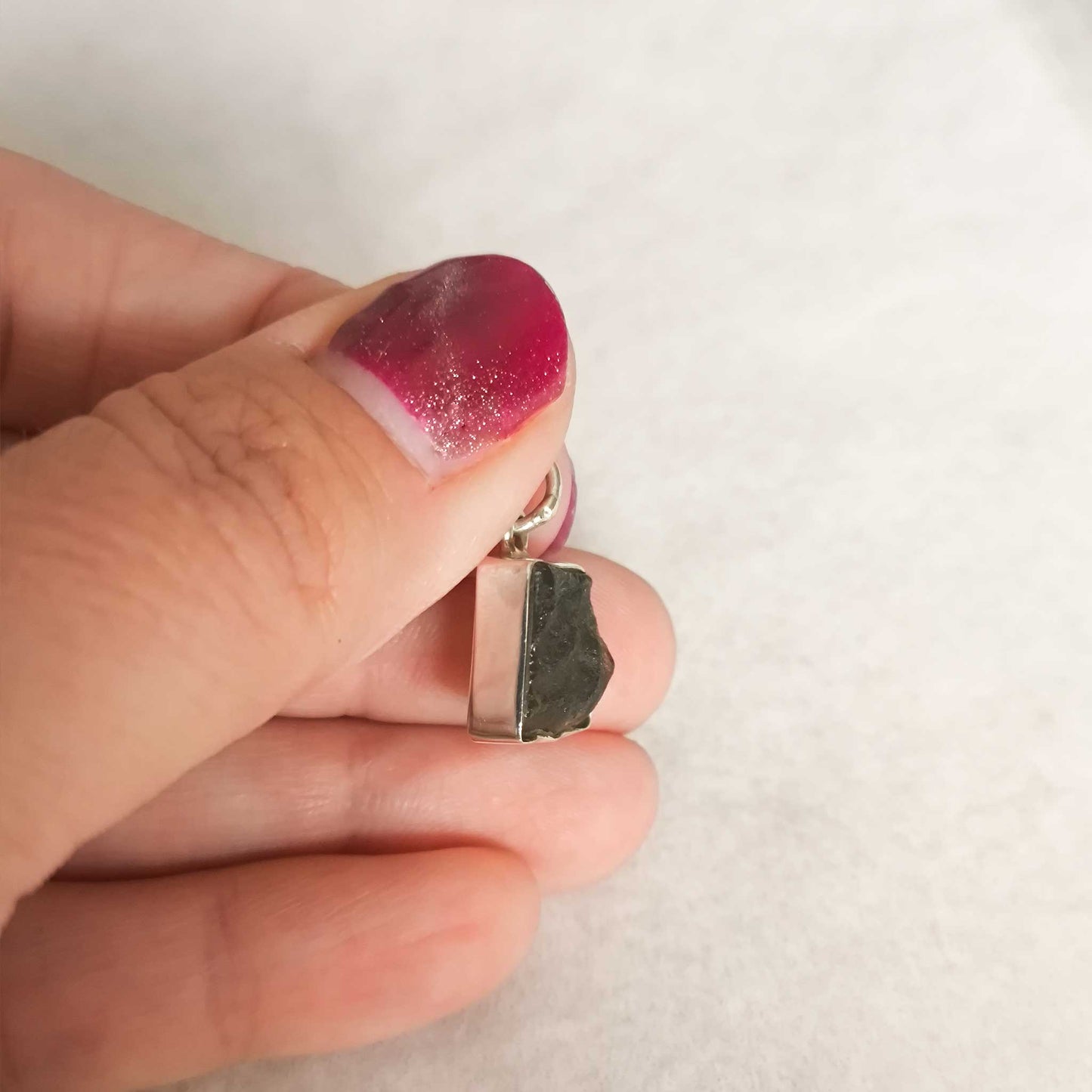 Colgante Moldavita en Plata de Ley 925 - Piedra Natural Transformadora