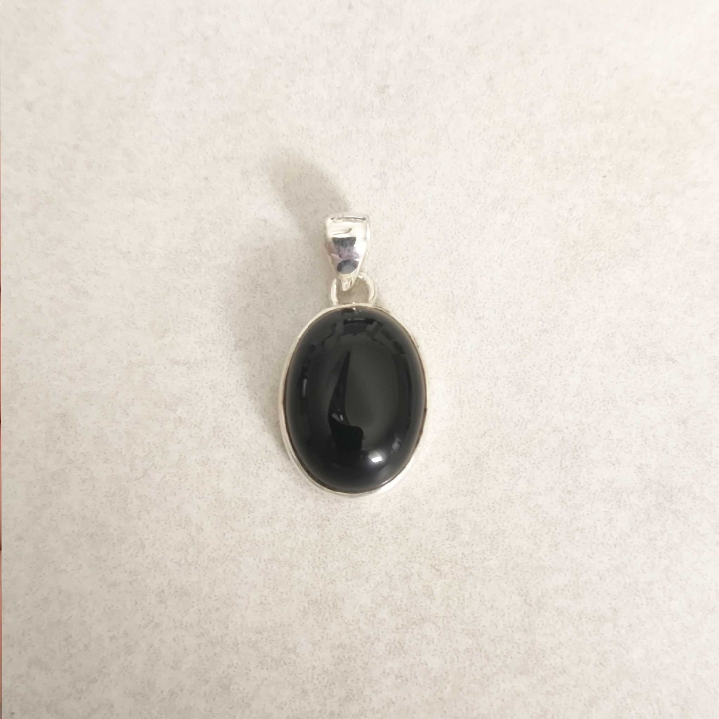 Colgante Ónix Negro Plata de Ley 925 - Amuleto de Protección, Fuerza y Estabilidad