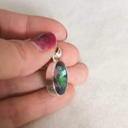 Colgante Cuarzo Aura Titanio Plata de Ley 925 - Alta Vibración y Limpieza del Aura