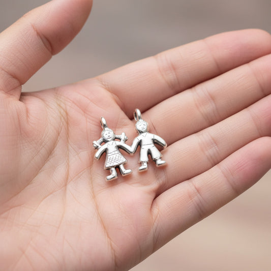 Colgante de Niño y Niña en Plata de Ley 925 - Joya Familiar de Unión para Regalo Emocional