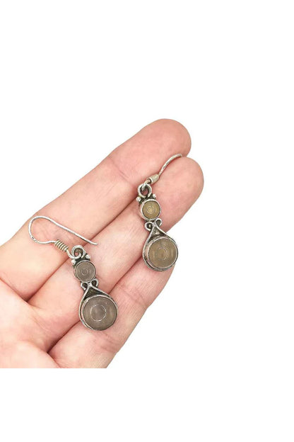 Pendientes Largos con Piedra de Luna y Cierre de Gancho de Plata de Ley