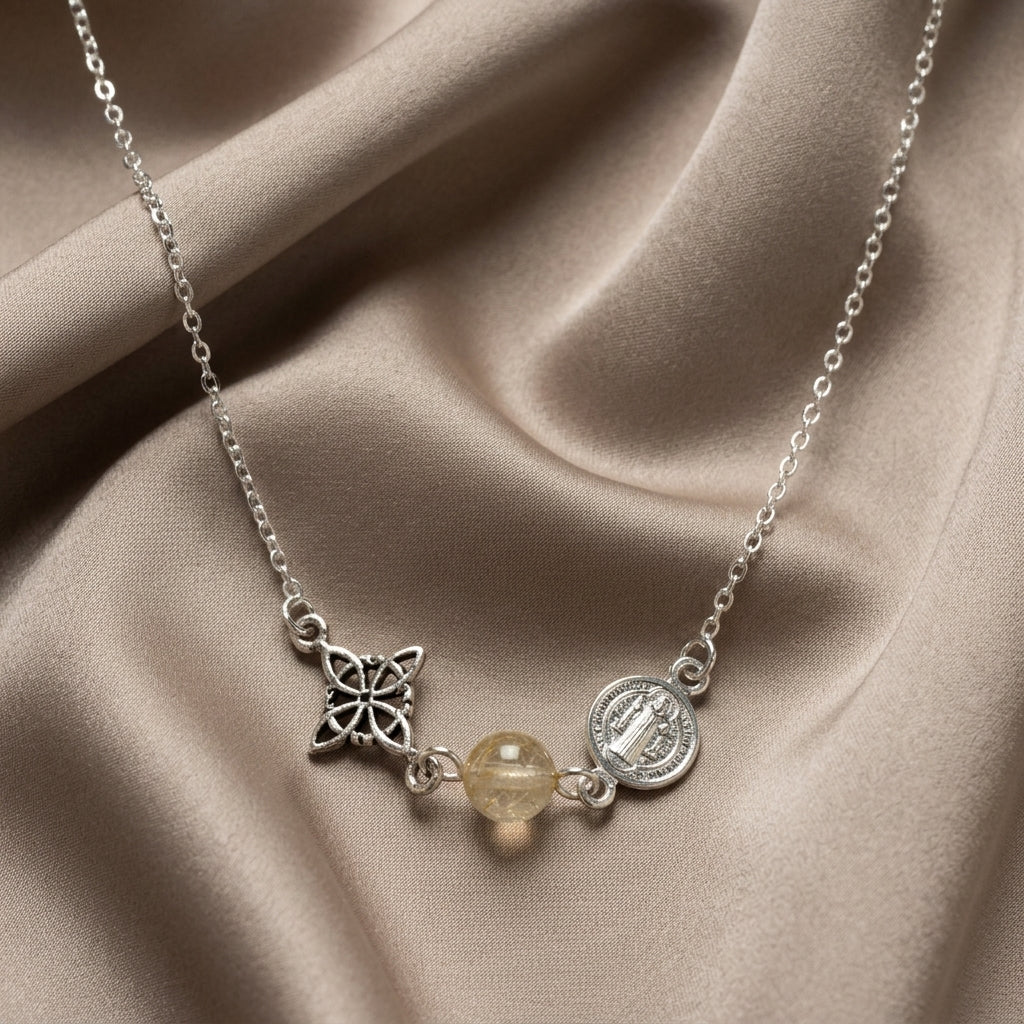 Collar de Plata de Ley 925 con San Benito, Nudo de Brujas y Citrino