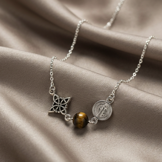 Collar San Benito, Nudo de Brujas y Ojo de Tigre de Plata de Ley 925