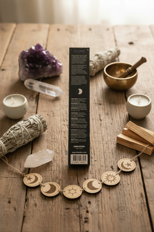 Incienso Artesanal Eclipse – Luxury Black Edition por Sagrada Madre (Hecho en India)