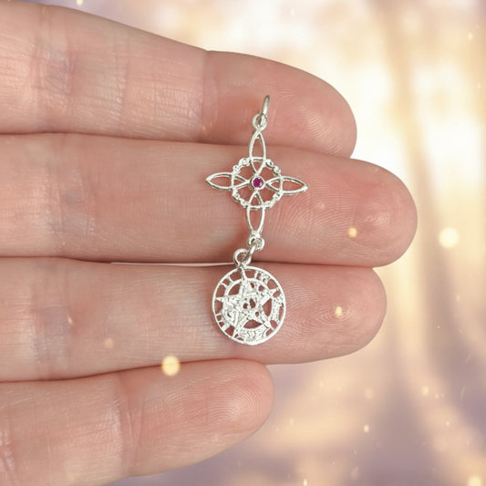 Colgante "Fuerza Vital" en Plata de Ley - Amuleto Nudo de Bruja, Tetragramatón y Gema Roja