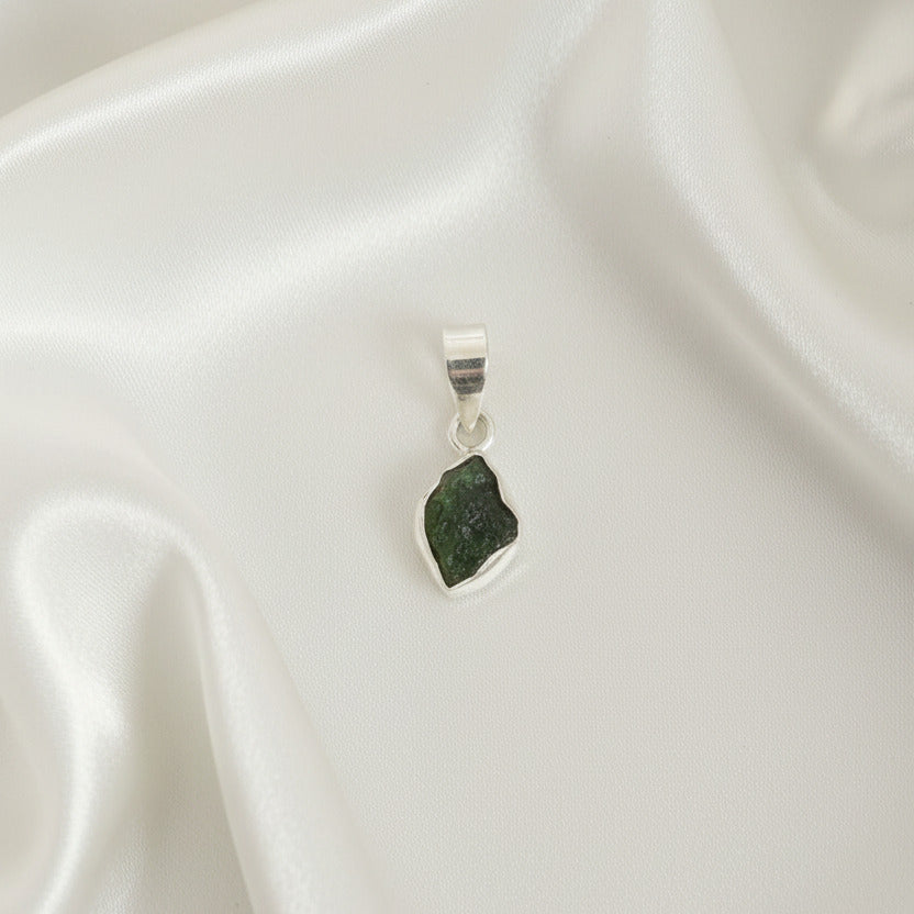 Colgante Moldavita en Plata de Ley 925 - Piedra Natural Transformadora