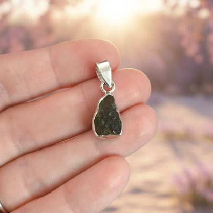 Colgante Moldavita en Plata de Ley 925 - Piedra Natural Transformadora