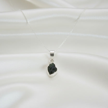 Colgante Moldavita en Plata de Ley 925 - Piedra Natural Transformadora