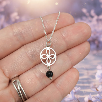 Colgante "Fortuna Serena" en Plata de Ley - Amuleto Trébol de Cuatro Hojas y Ónice Negro