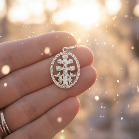 Colgante "Protección de Luz" en Plata de Ley - Cruz de Caravaca Ancestral