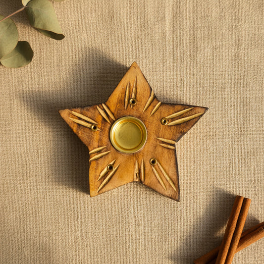 Soporte de Incienso y Conos Estrella Solar – Madera Tallada Artesanal (8 cm)