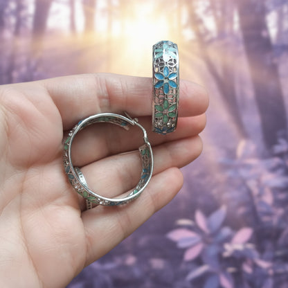 Aros "Eternal Blossom" – Pendientes Calados con Esmalte Floral en Plata de Ley 925 (34.5 mm)