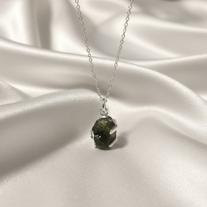 Colgante Moldavita en Plata de Ley 925 - Piedra Natural Transformadora