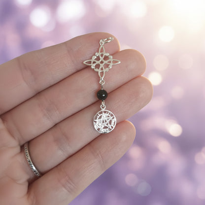 Colgante Triple Protección de Base (Plata de Ley) - Nudo de Bruja, Tetragramatón y Ónix Negro