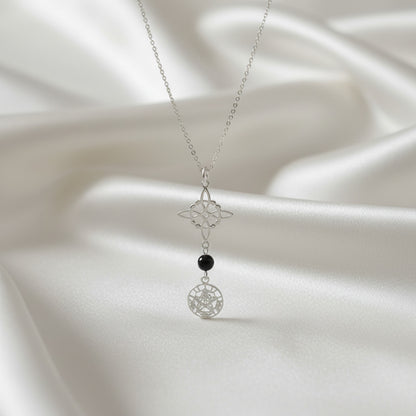 Colgante Triple Protección de Base (Plata de Ley) - Nudo de Bruja, Tetragramatón y Ónix Negro