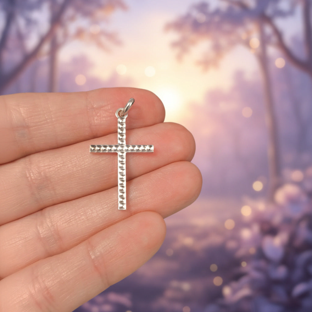 Colgante "Dualidad Sagrada" – Cruz de Doble Faz en Plata de Ley (Pulida y Labrada)