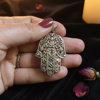 Colgante Mano de Fátima Grande - Plata de Ley 925 y Circonitas - Amuleto de Protección y Regalo Espiritual