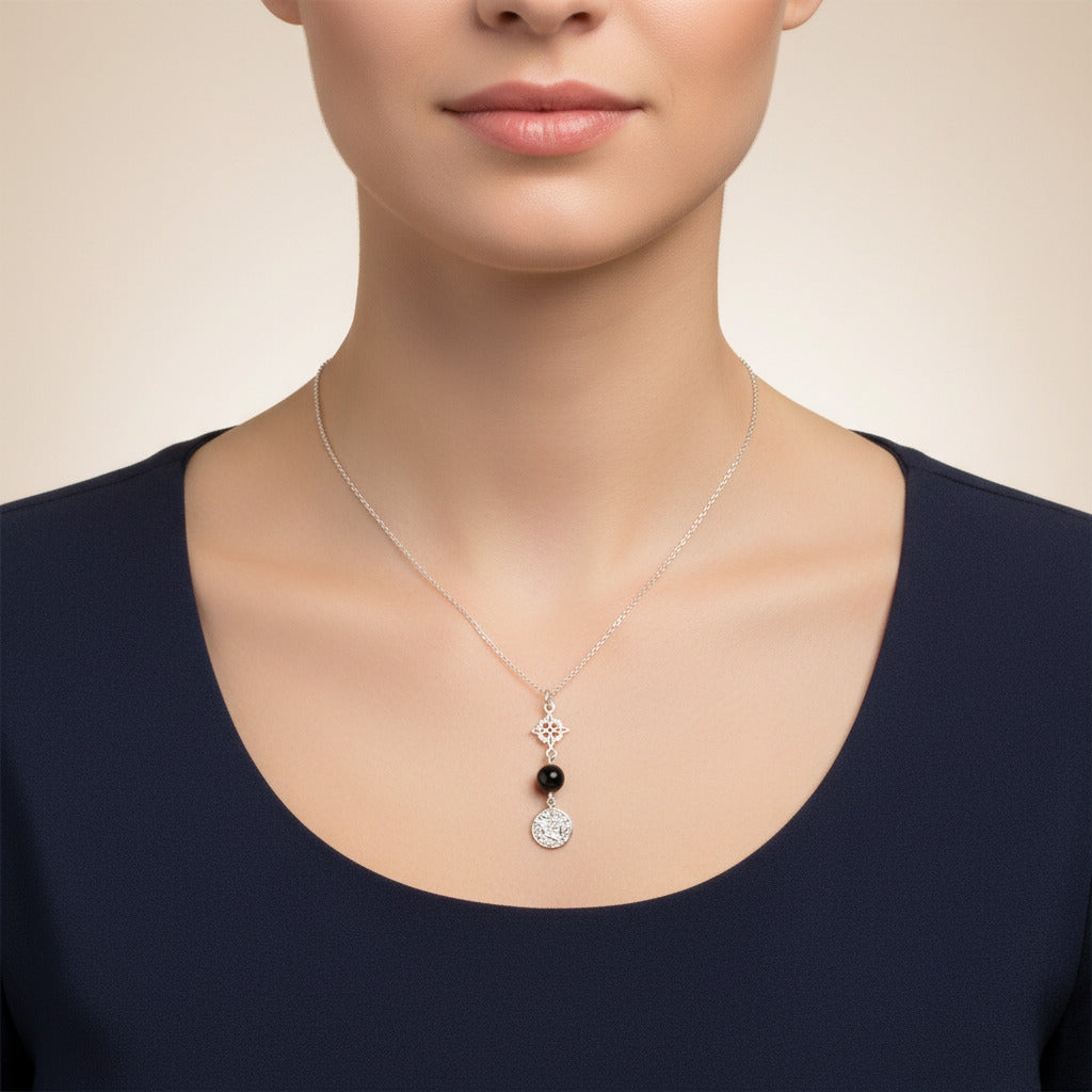Colgante Nudo de Bruja y Tetragramatón en Plata de Ley 925 con Ónix - Amuleto de Protección