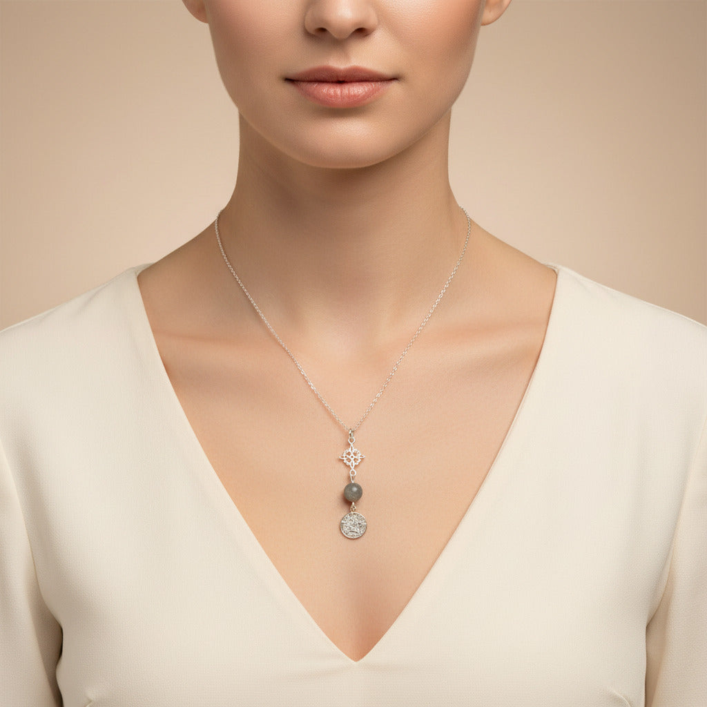 Colgante Nudo de Bruja y Tetragramatón en Plata de Ley 925 con Labradorita - Amuleto de Protección