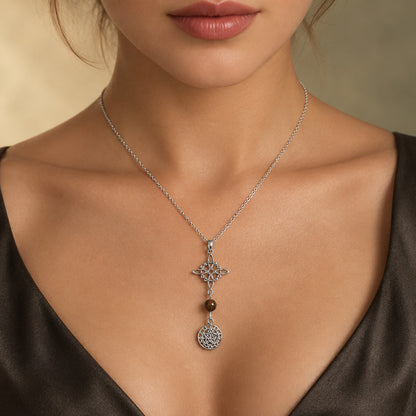 Colgante Nudo de Brujas y Tetragramatón en Plata de Ley con Ojo de Tigre