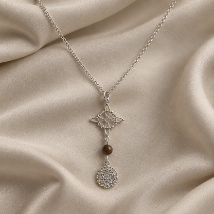 Colgante Nudo de Brujas y Tetragramatón en Plata de Ley con Ojo de Tigre