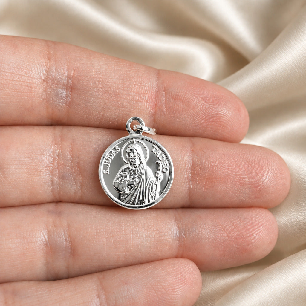 Colgante Medalla San Judas Tadeo de Plata de Ley 925 de 15 mm