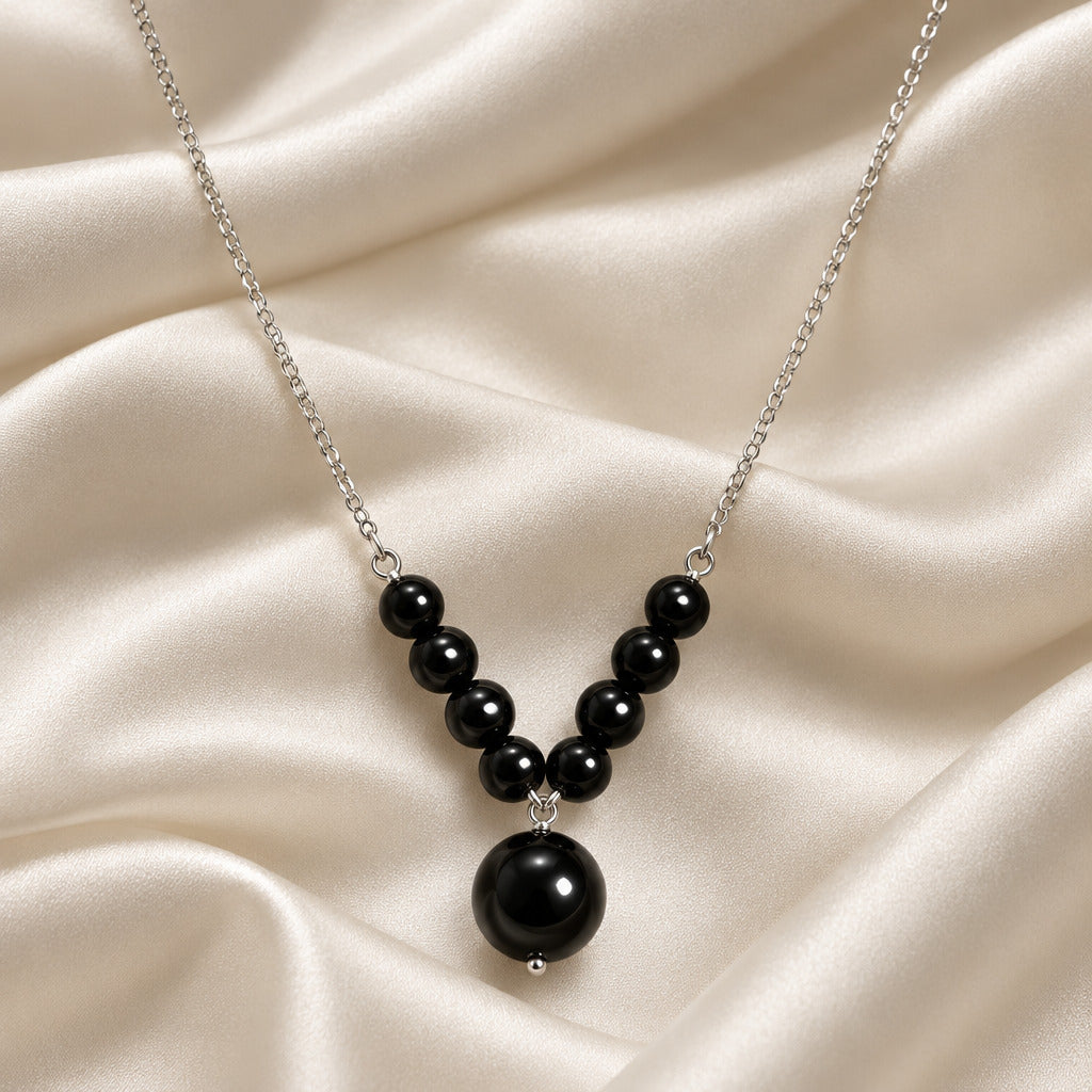 Gargantilla de Plata de Ley y Piedras de Ónix Negro Natural