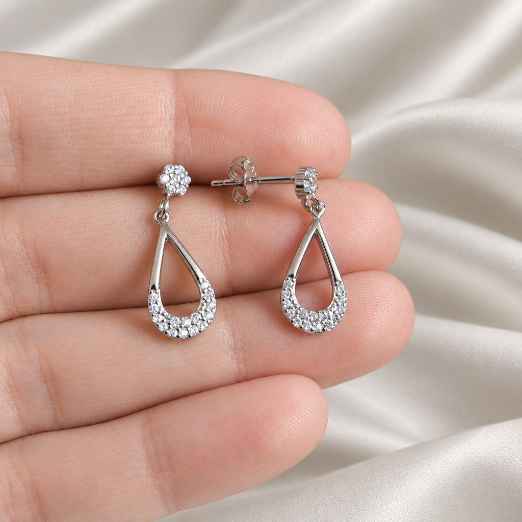 Pendientes Largos de Plata de Ley y Circonitas