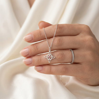 Colgante Nudo de Brujas de Plata de Ley 925 con Circonita | Plata y Magia