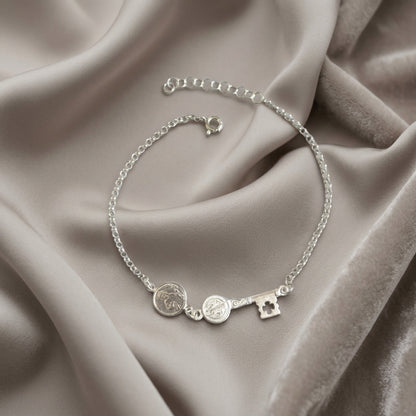 Pulsera de Medalla de San Judas y Llave de San Benito de Plata de Ley 925 | Plata y Magia