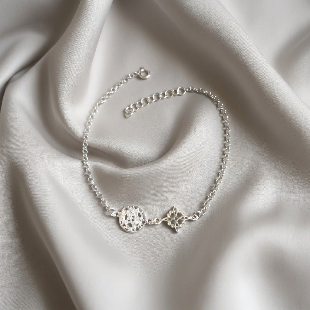 Pulsera de Nudo de Brujas y Tetragrámaton de Plata de Ley 925 | Plata y Magia