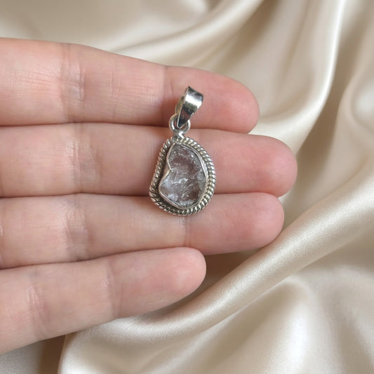 Colgante de Diamante de Herkimer y Plata de Ley 925 | Plata y Magia
