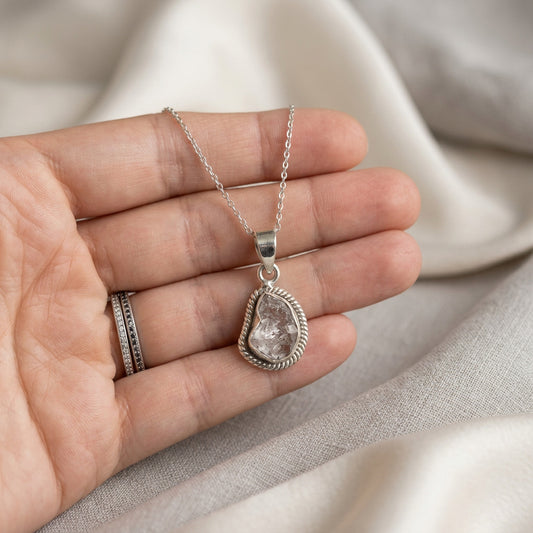 Colgante de Diamante de Herkimer y Plata de Ley 925 | Plata y Magia
