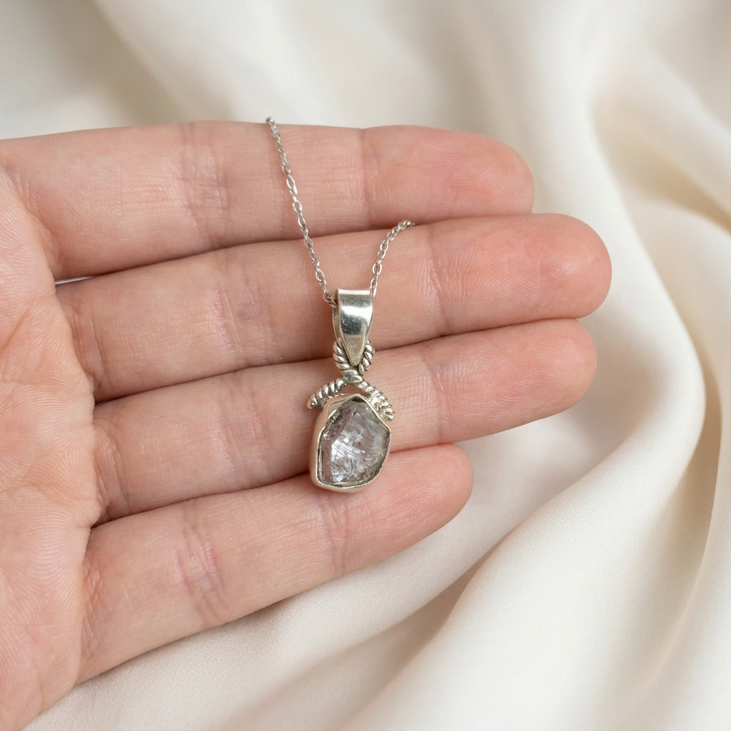 Colgante de Diamante de Herkimer y Plata de Ley 925 | Plata y Magia