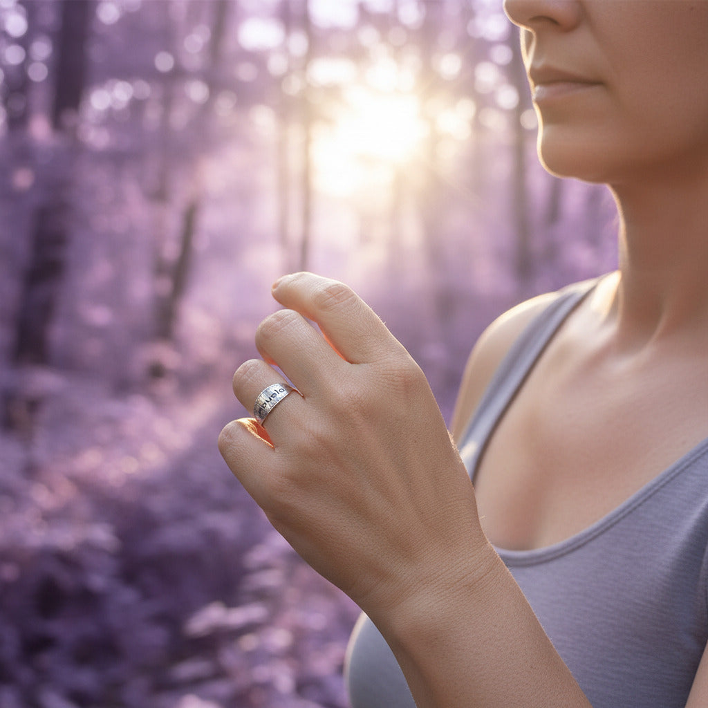 Anillo "Legado de Amor" – Plata de Ley 925 Grabado "Abuela"