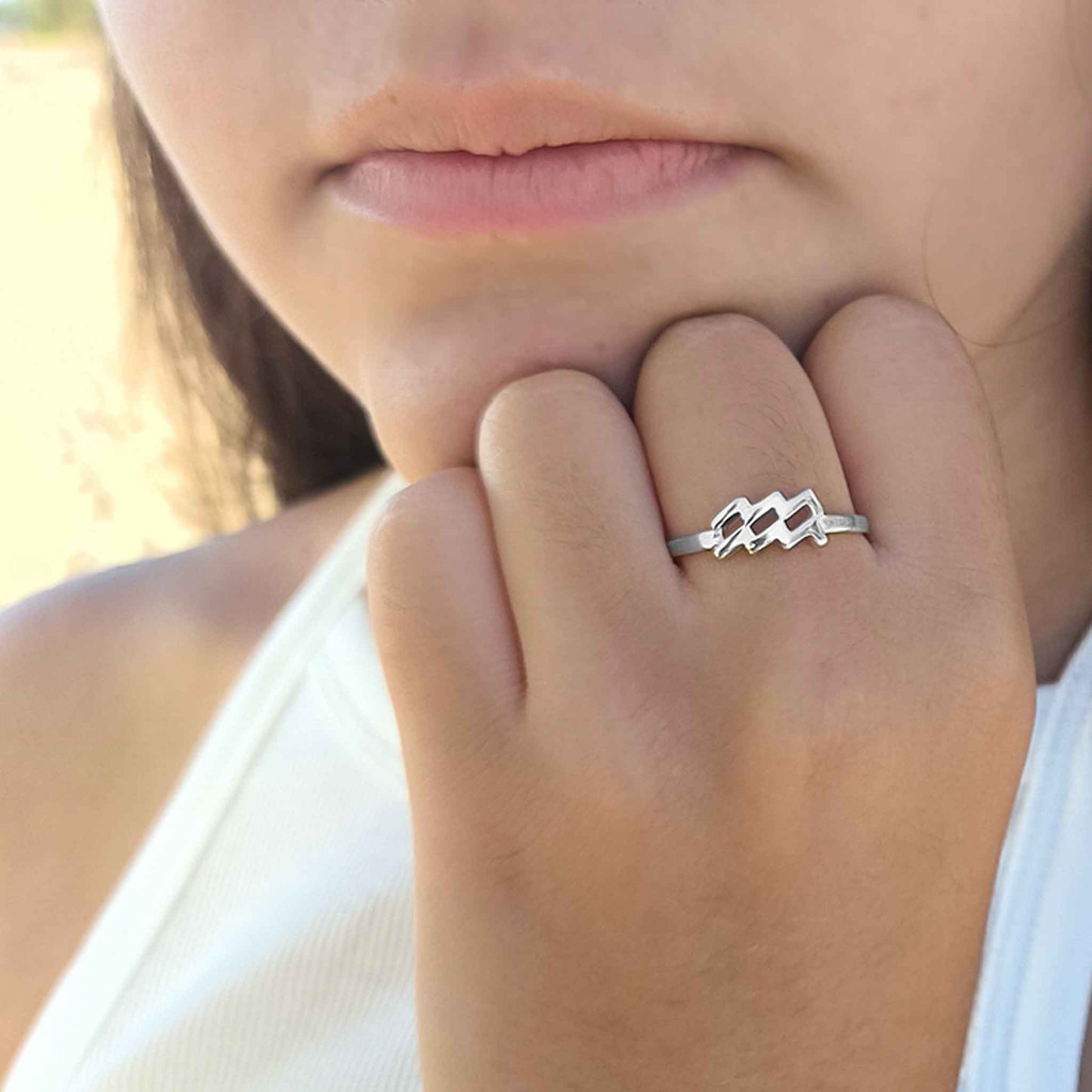 Anillo "Océano Estelar" Acuario - Plata de Ley 925 - Amuleto de Libertad, Innovación y Conciencia Universal