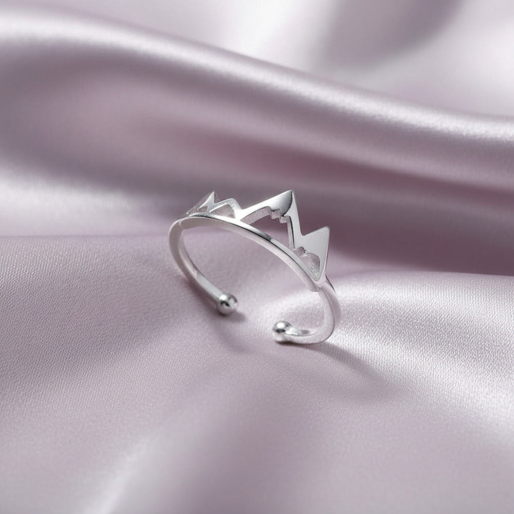 Anillo "Cumbres de Libertad" – Plata de Ley 925 Rodiada – Amuleto de Superación y Fuerza