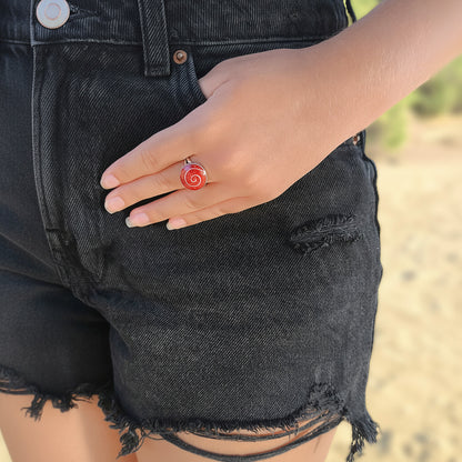 Anillo de Espiral en Plata de Ley 925 y Coral Rojo - Amuleto de Protección y Regalo Místico
