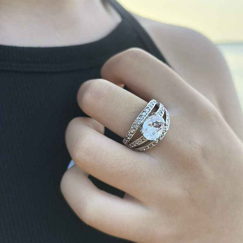 Anillo Soberano de Luz - Plata de Ley 925 y Circonita - Amuleto de Claridad y Regalo de Poder