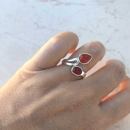 Anillo Ajustable de Plata de Ley con Cornalina Natural - Energía y Transformación
