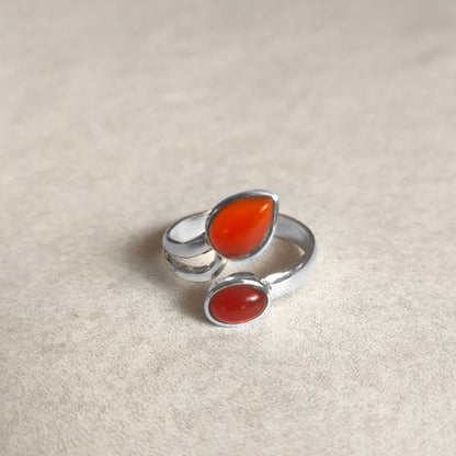Anillo Ajustable de Plata de Ley con Cornalina Natural - Energía y Transformación