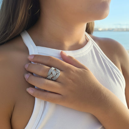 Anillo Trenzado Ancho de Plata de Ley 925 Ajustable - Joyería de Diseño Entrelazado y Regalo Elegante