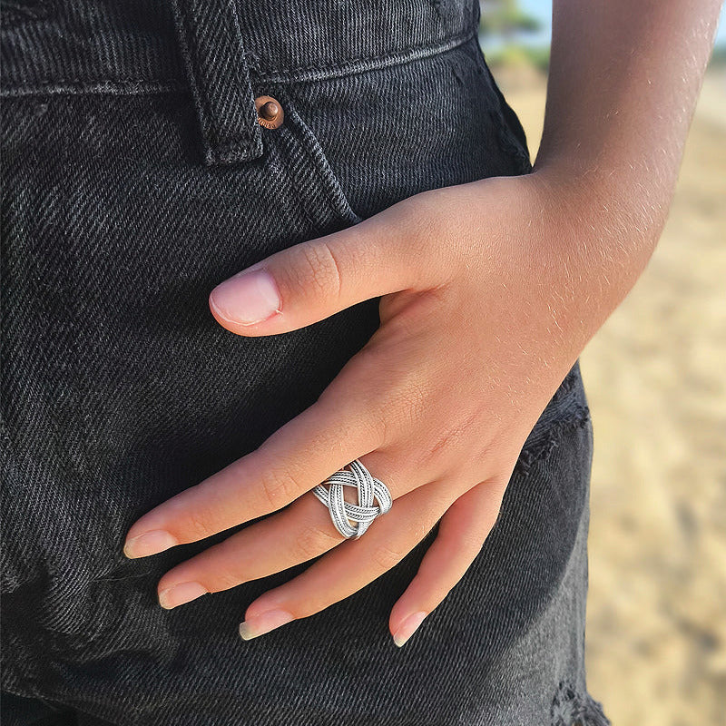 Anillo Trenzado Ancho de Plata de Ley 925 Ajustable - Joyería de Diseño Entrelazado y Regalo Elegante